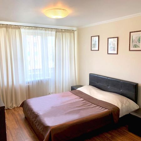Apartment On Romanovskaya Sloboda 10 Минск Екстериор снимка