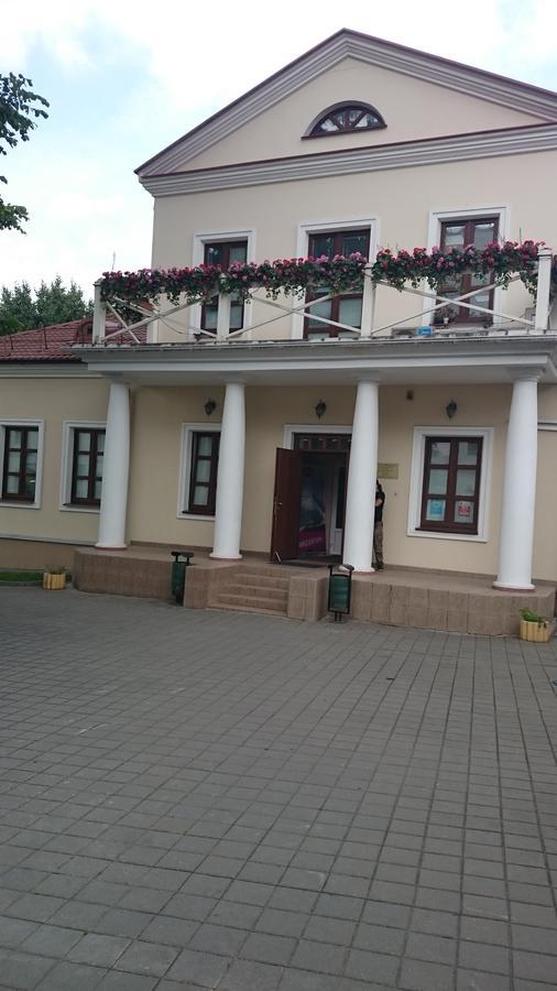 Apartment On Romanovskaya Sloboda 10 Минск Екстериор снимка
